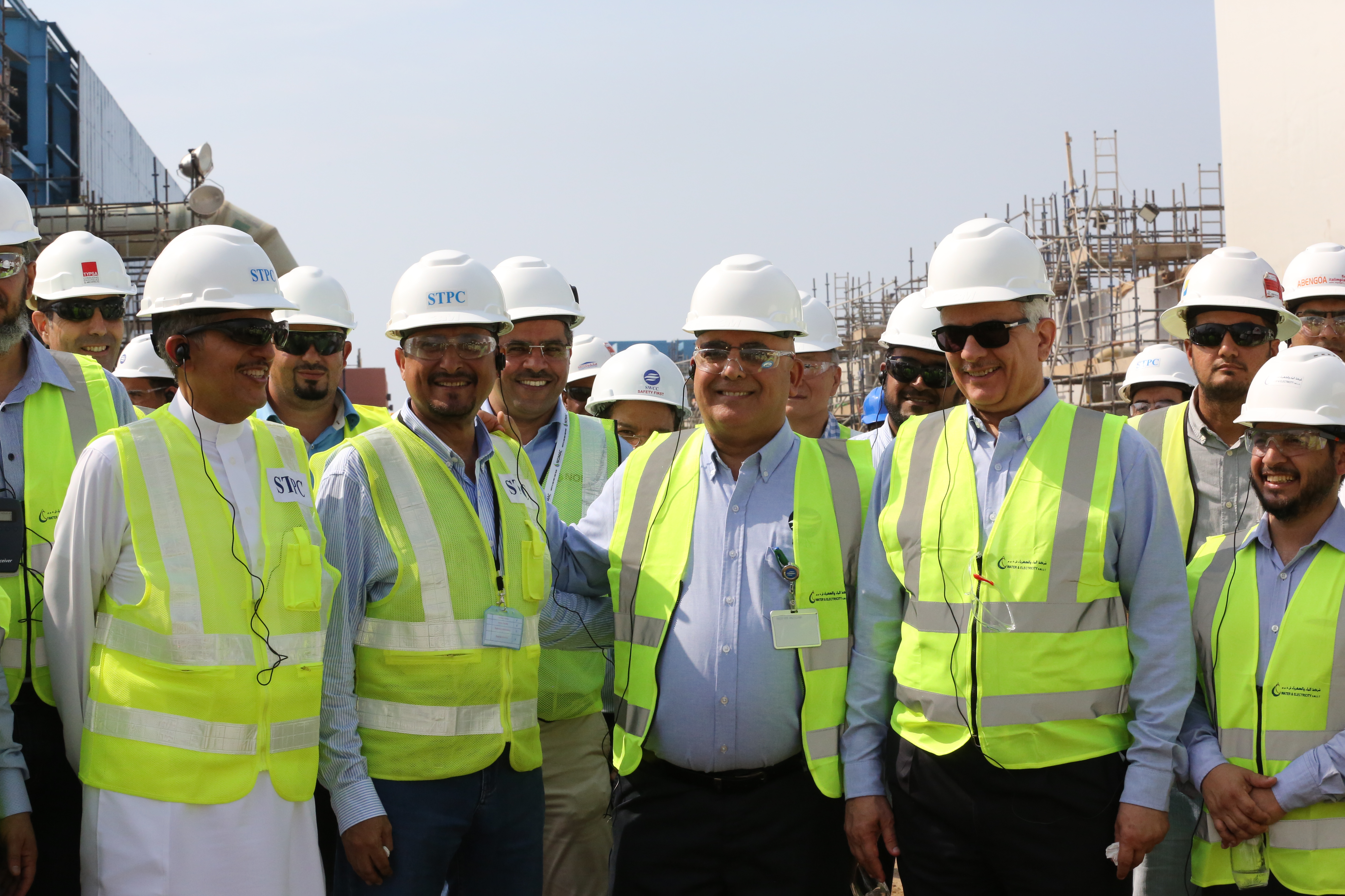 Minister of Environment, Water and Agriculture visits Shuaibah Expansion II IWP to check the readiness of Shuaibah Water and Electricity Company